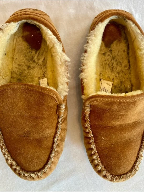 L.L. Bean Chestnut Brown Suede Shearling Moccasins - Picture 2 of 6
